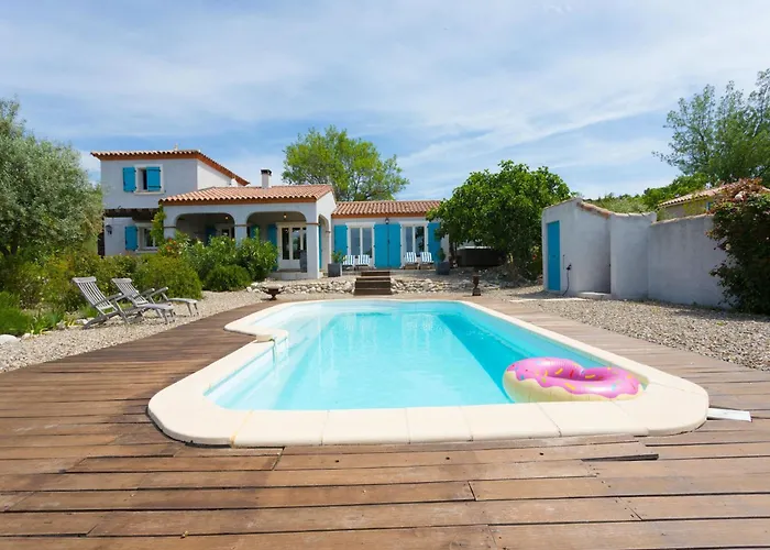 Stylish Family In Félines-Minervois