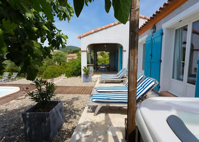 Stylish Family In Villa Félines-Minervois